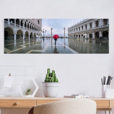 Canvas schilderijen Red Umbrella In Venice