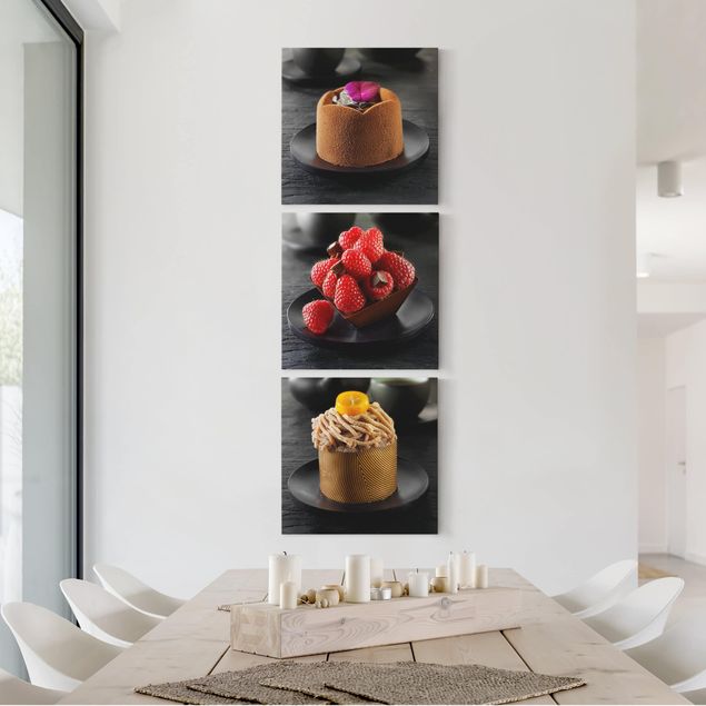 Canvas schilderijen - 3-delig Chocolate mini cake with raspberries