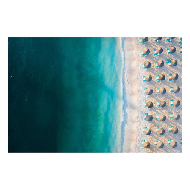 Magneetborden White Sandy Beach With Straw Parasols