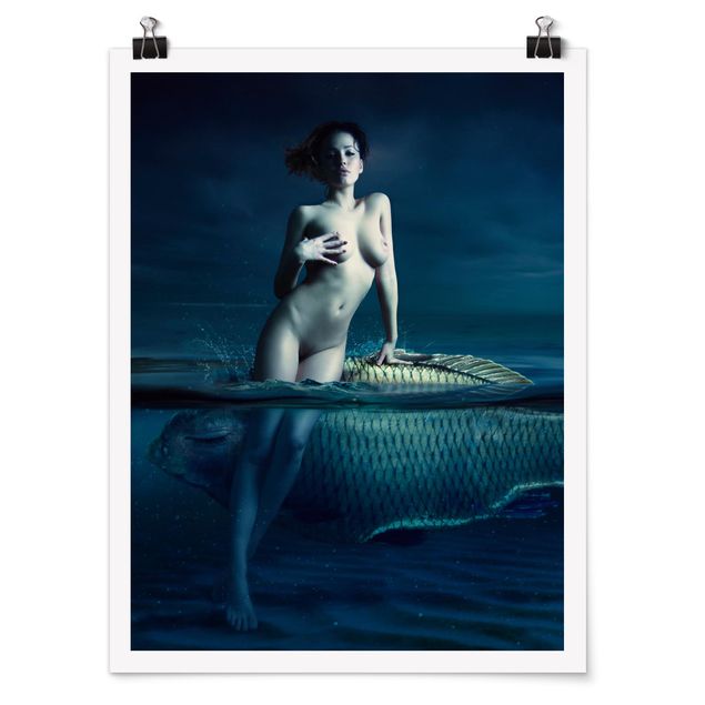 Posters Nude With Fish