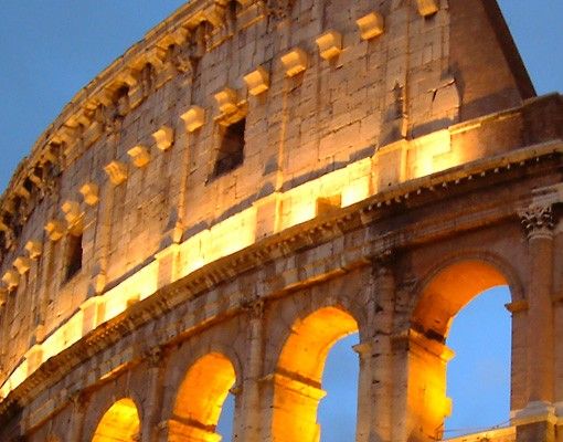 Brievenbussen Colosseum At Night