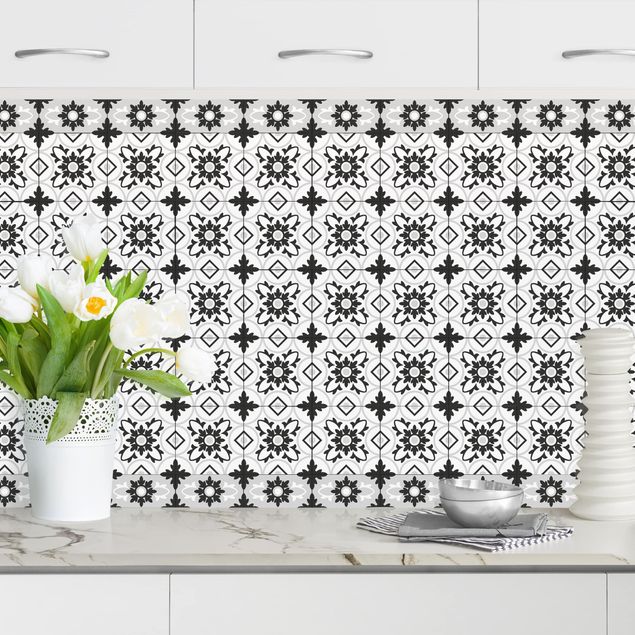 Achterwand voor keuken en zwart en wit Geometrical Tile Mix Flower Black