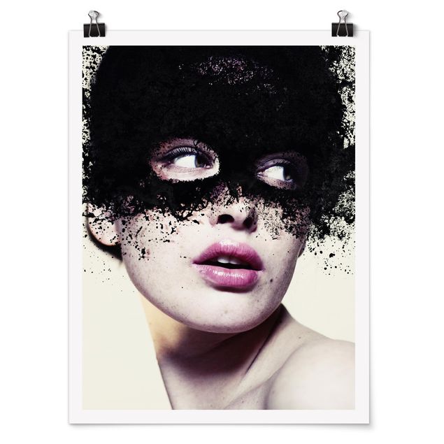 Posters The girl with the black mask