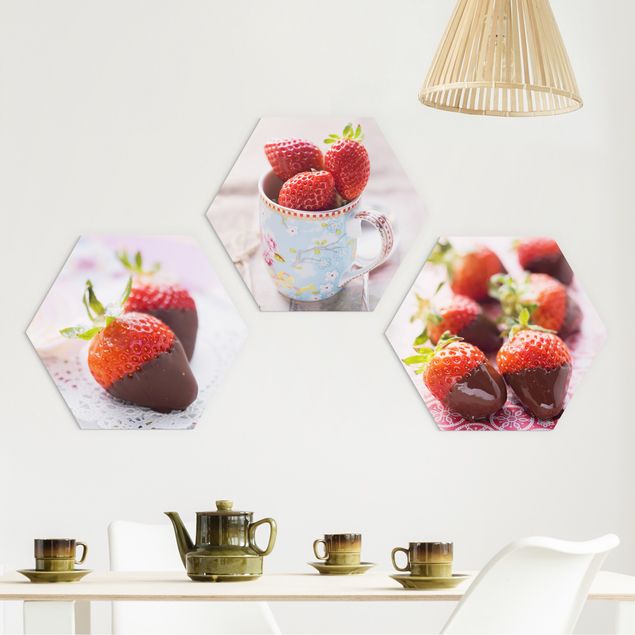 Hexagons Aluminium Dibond schilderijen - 3-delig Strawberries In Chocolate Vintage