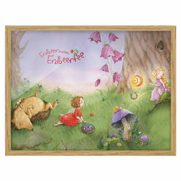 Ingelijste posters Little strawberry strawberry fairy- In The Forest