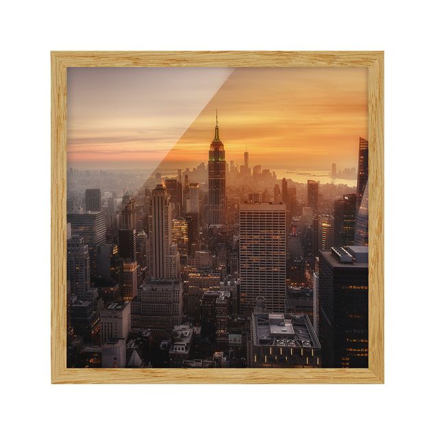 Ingelijste posters Manhattan Skyline Evening