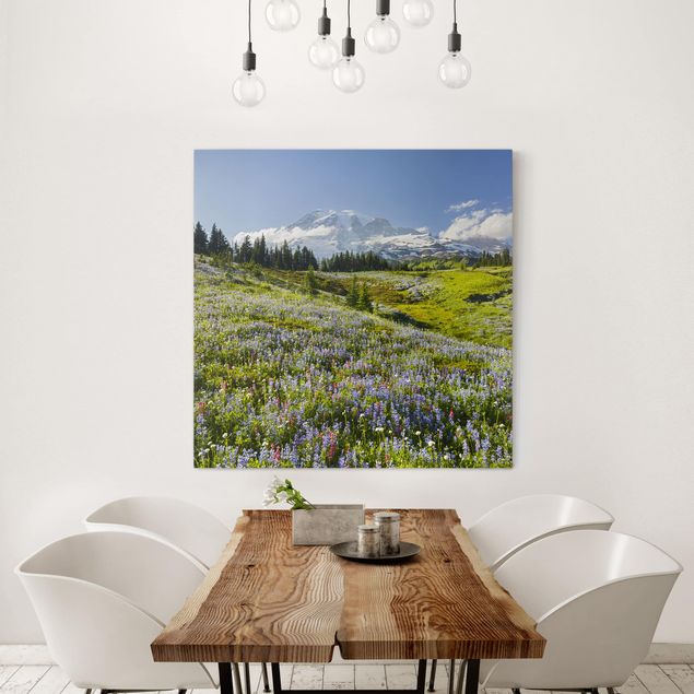 Canvas schilderijen - Mountain Meadow With Red Flowers in Front of Mt. Rainier