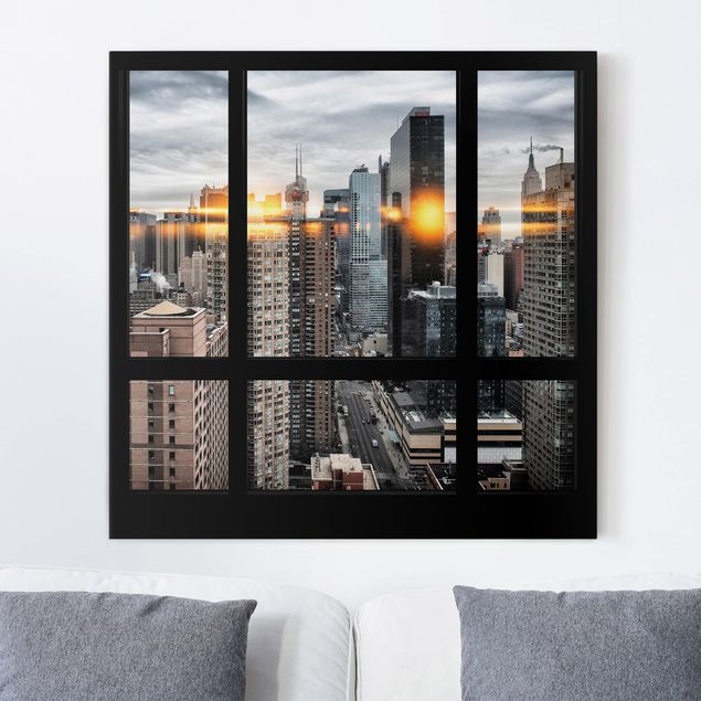 Canvas schilderijen Windows Overlooking New York With Sun Reflection