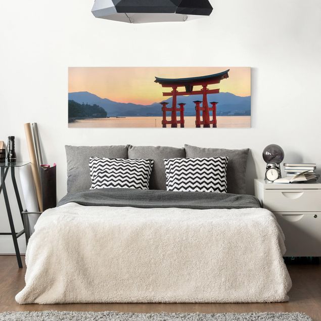 Canvas schilderijen Torii At Itsukushima