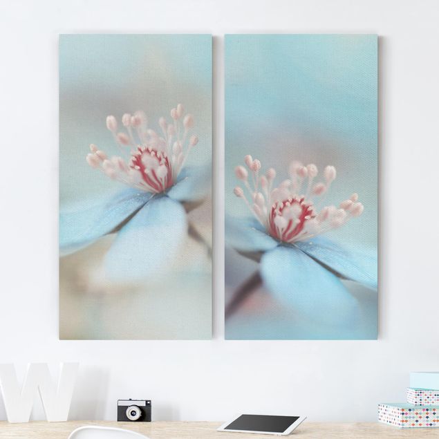 Canvas schilderijen - 2-delig  Flowers In Light Blue