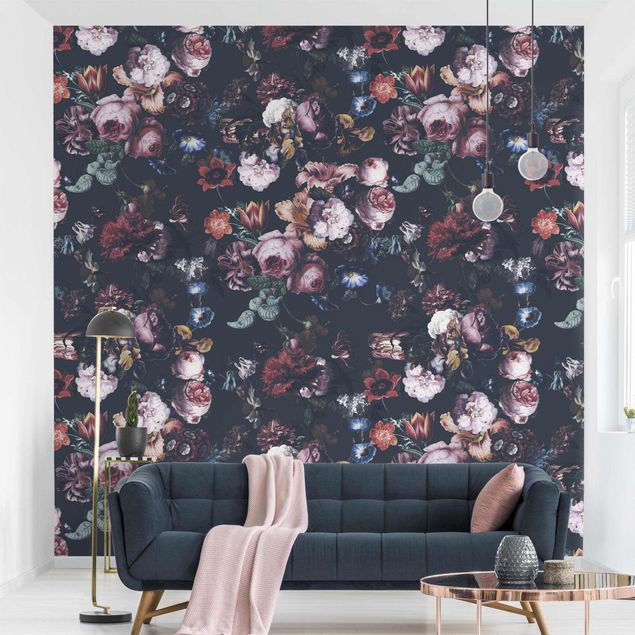 Patroonbehang Old Masters Flowers With Tulips And Roses On Dark Gray