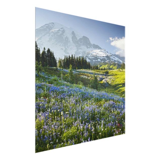 Glasschilderijen - Mountain Meadow With Red Flowers in Front of Mt. Rainier