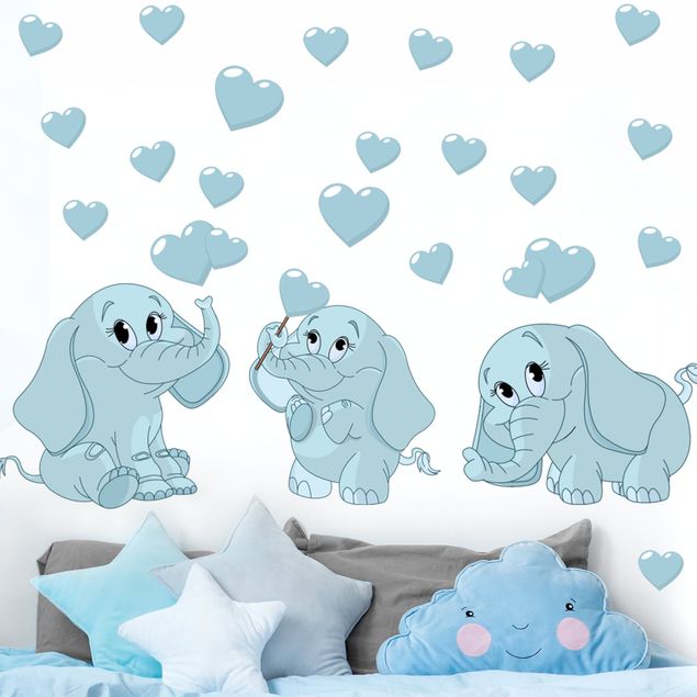 Muurstickers olifant Three blue elephant babies with hearts