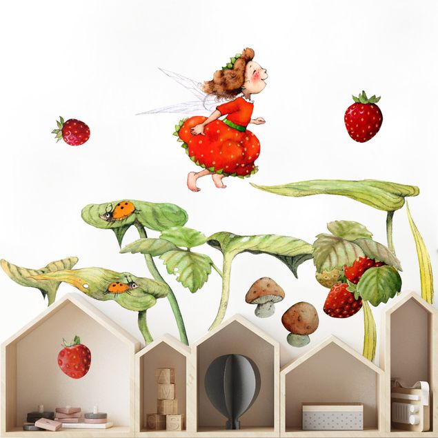 Muurstickers bosdieren Strawberries strawberry fairy - leaves and strawberries
