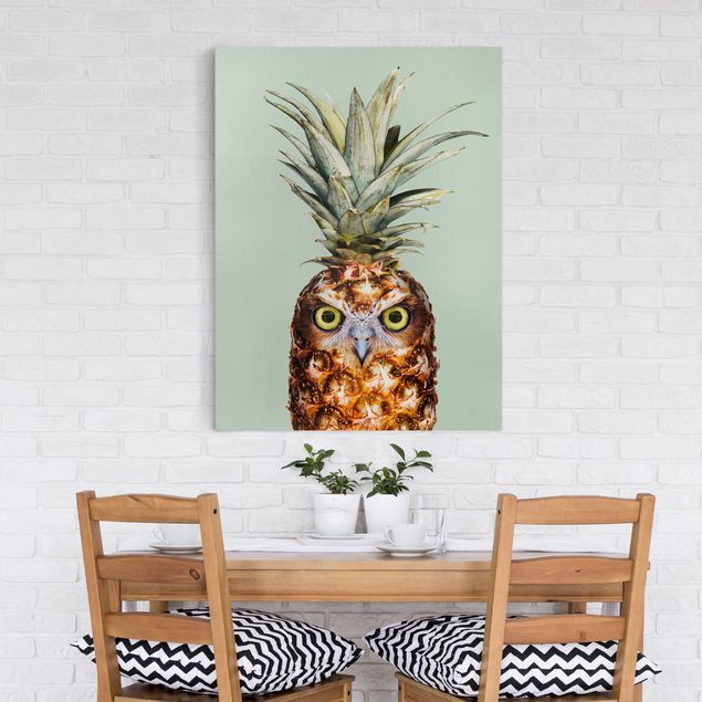 Canvas schilderijen Pineapple With Owl