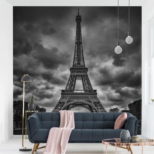Fotobehang Eiffel Tower In Front Of Clouds In Black And White