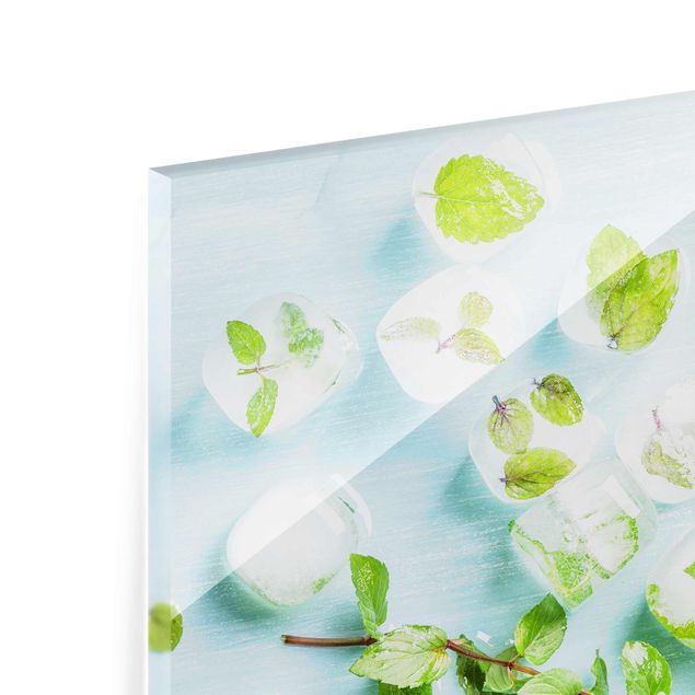Glasschilderijen Ice Cubes With Mint Leaves