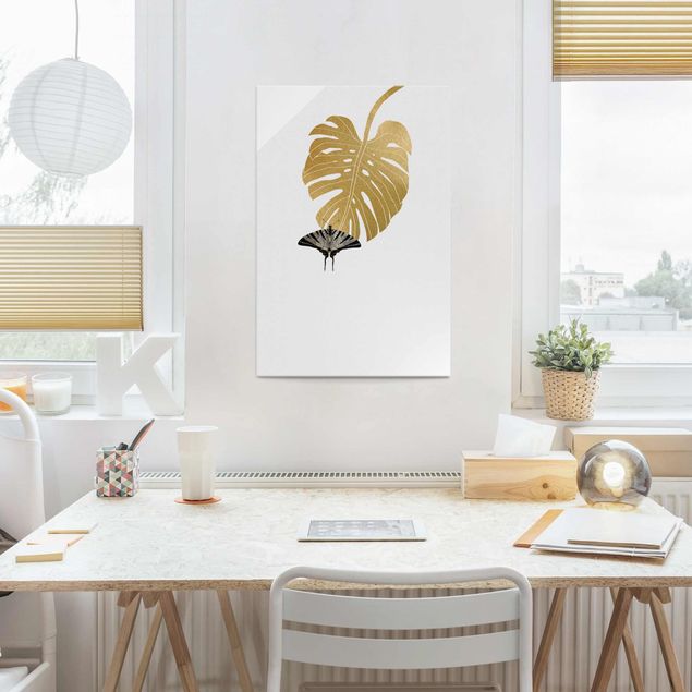 Glasschilderijen Golden Monstera With Butterfly
