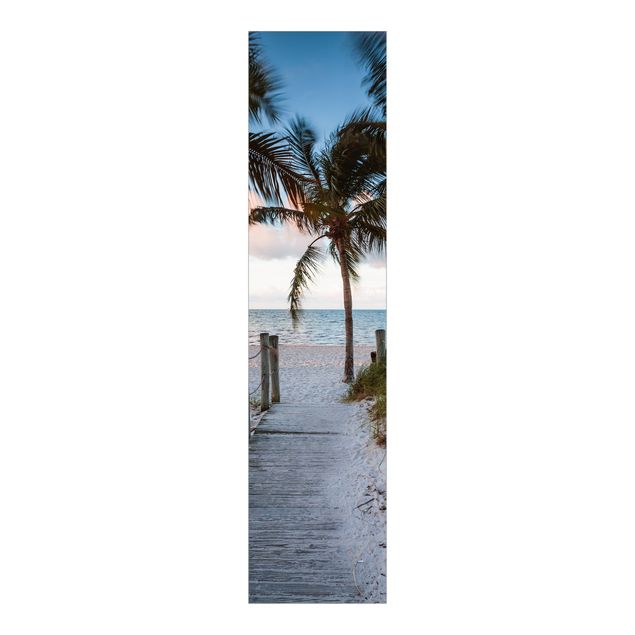 Schuifgordijnen Palm Trees At Boardwalk To The Ocean