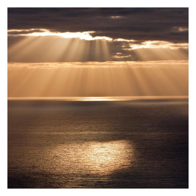 Fotobehang Sun Beams Over The Ocean