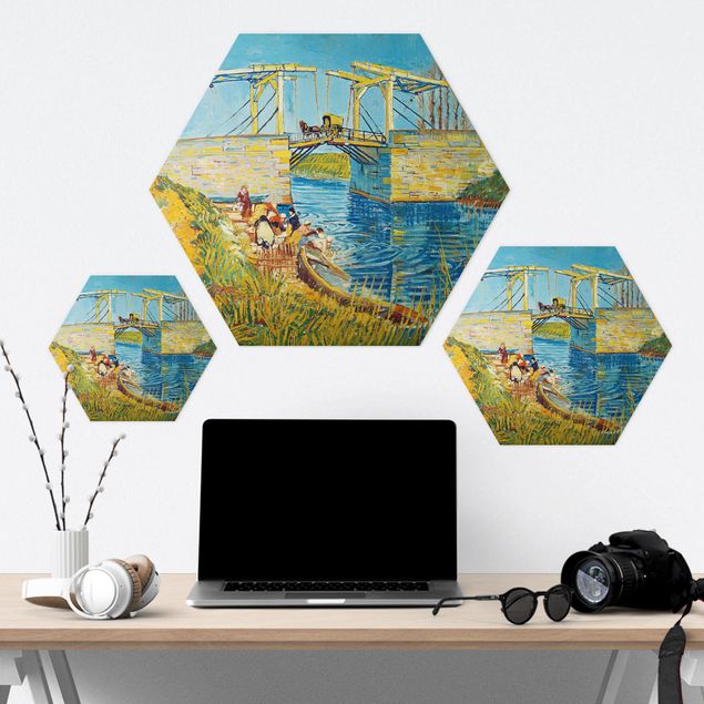 Hexagons Aluminium Dibond schilderijen Vincent van Gogh - The Drawbridge at Arles with a Group of Washerwomen