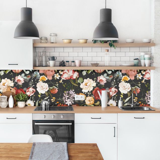 Achterwand in keuken Flowers Watercolour Vintage Pattern on Black