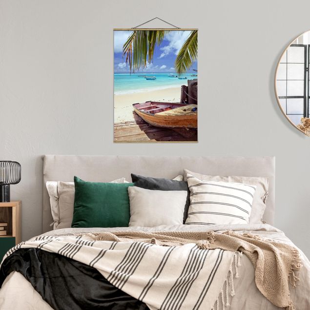 Stoffen schilderij met posterlijst Boat Beneath Palm Trees