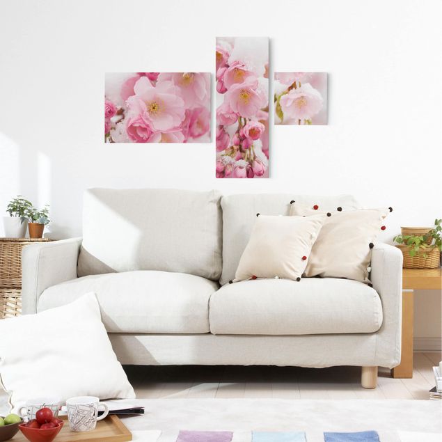 Canvas schilderijen - 3-delig Snow-Covered Cherry Blossoms