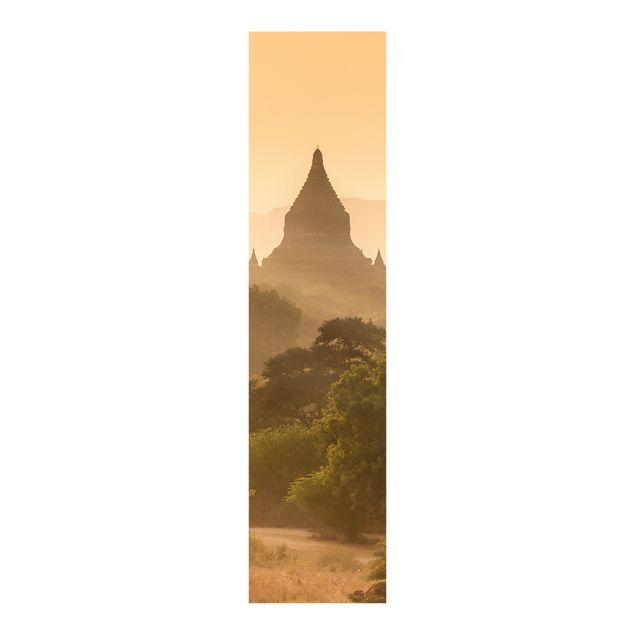 Schuifgordijnen Sun Setting Over Bagan