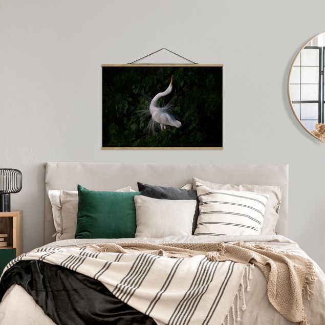 Stoffen schilderij met posterlijst Dancing Egrets In Front Of Black