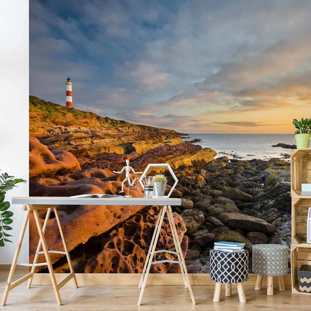 Fotobehang Tarbat Ness Lighthouse And Sunset At The Ocean