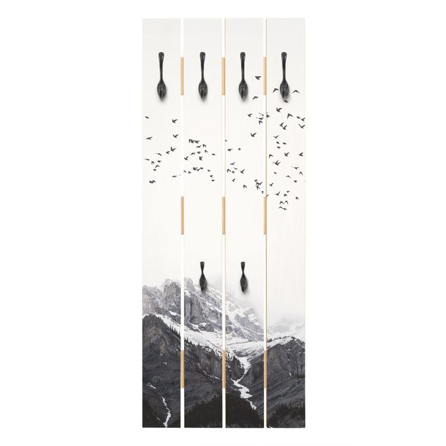 Wandkapstokken houten pallet Flock Of Birds In Front Of Mountains Black And White