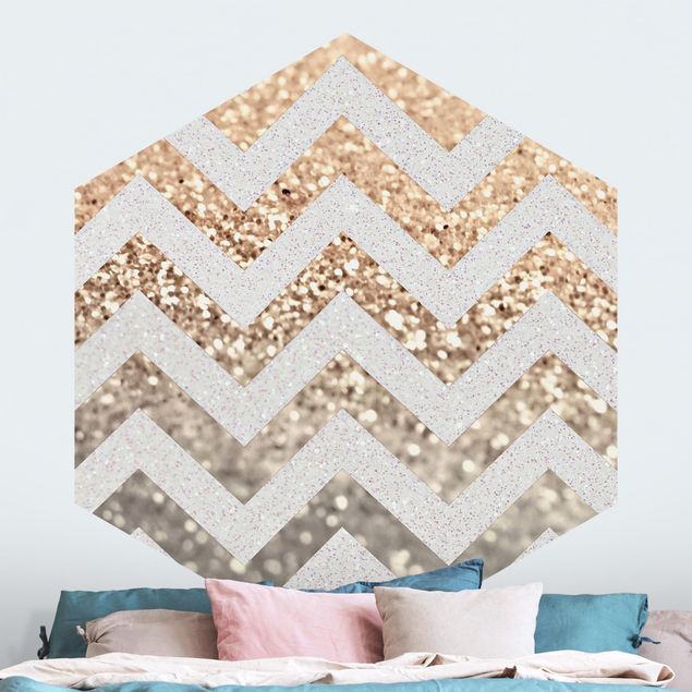 Hexagon Behang Zigzag Lines With Golden Glitter and Silver