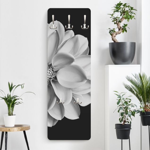 Wandkapstokken houten paneel Delicate Dahlia In Black And White